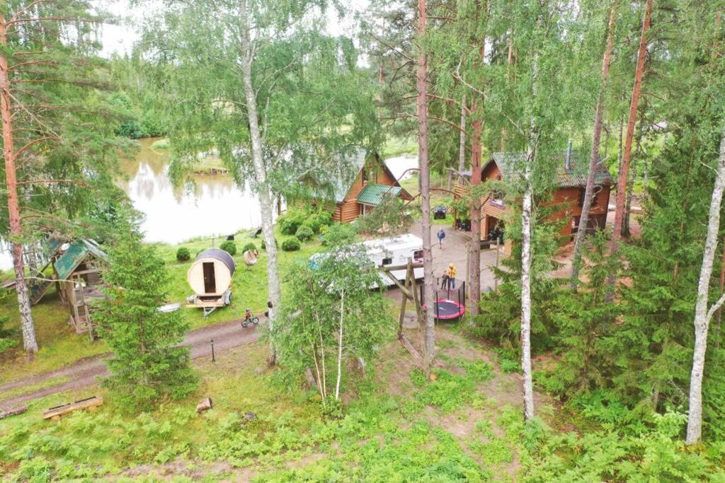 Dragon House In The Tree! Jacuzzi, Sauna ,Cinema,Heated Lici  Extérieur photo