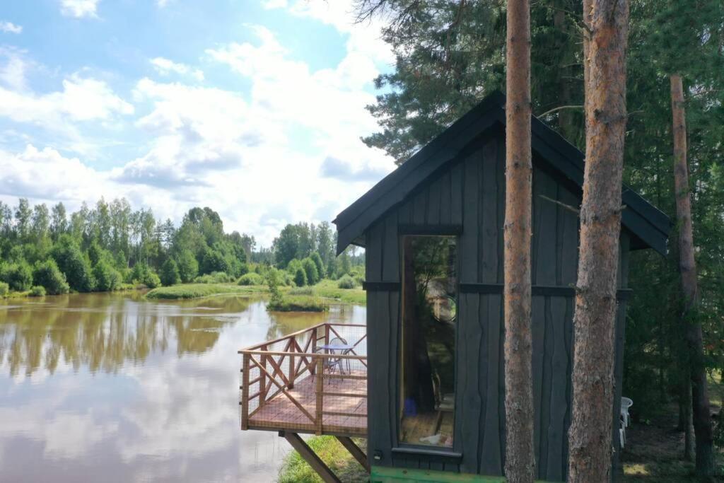 Dragon House In The Tree! Jacuzzi, Sauna ,Cinema,Heated Lici  Extérieur photo