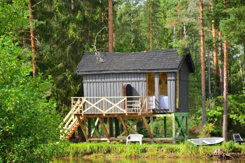 Dragon House In The Tree! Jacuzzi, Sauna ,Cinema,Heated Lici  Extérieur photo