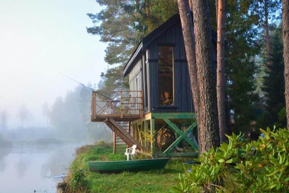 Dragon House In The Tree! Jacuzzi, Sauna ,Cinema,Heated Lici  Extérieur photo