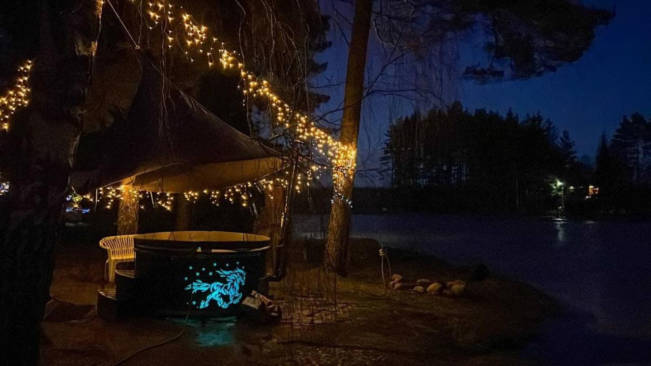 Dragon House In The Tree! Jacuzzi, Sauna ,Cinema,Heated Lici  Extérieur photo